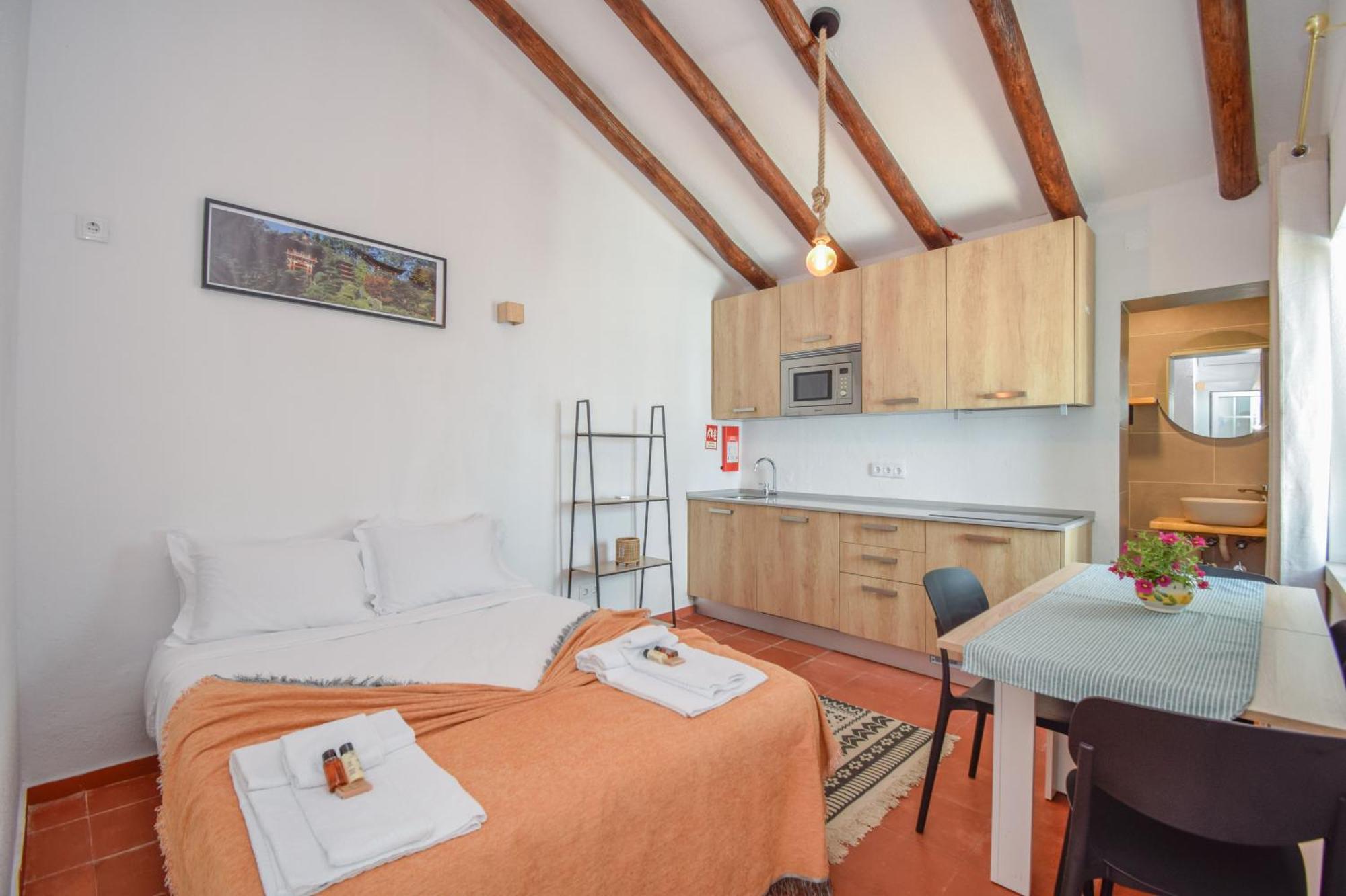 Beguest Penedo Escape Villa Colares Room photo